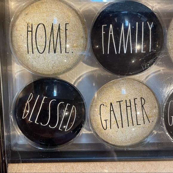 Rae Dunn HOME FAMILY LOVE BLESSED GATHER GRATEFUL 6 Piece Magnet Set BRAND NEW - Picture 2 of 4